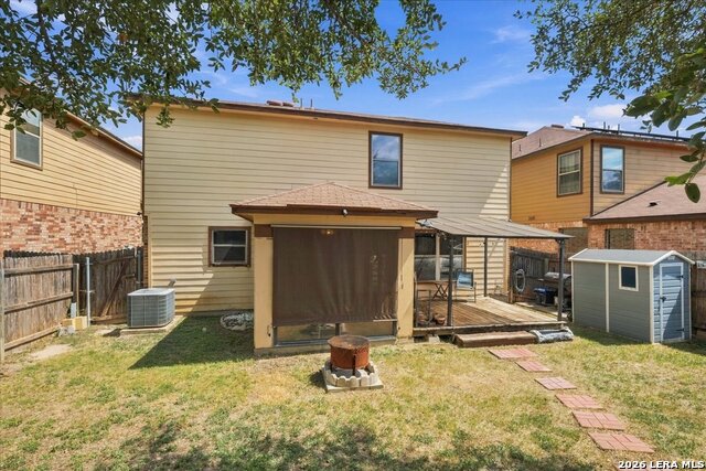 911 Trilby Property Photo 27
