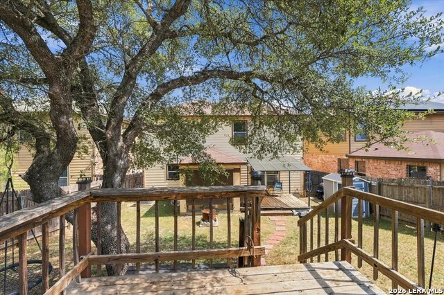 911 Trilby Property Photo 28