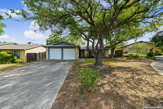5910 Patrick Henry St Property Photo 2