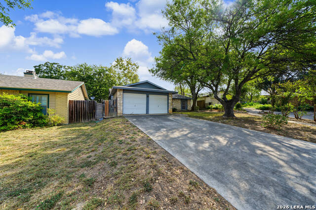 5910 Patrick Henry St Property Photo 4
