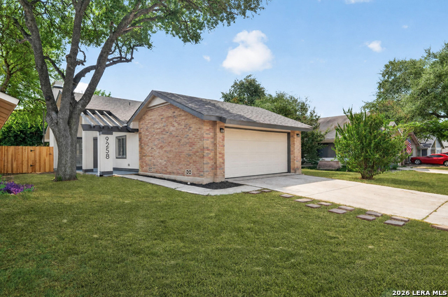9258 Points Edge Property Photo 2