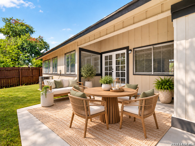 9258 Points Edge Property Photo 10