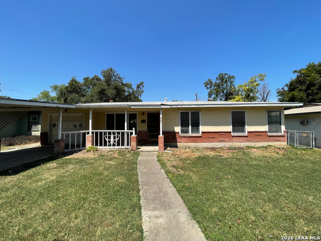 463 Wayside Dr Property Photo 1