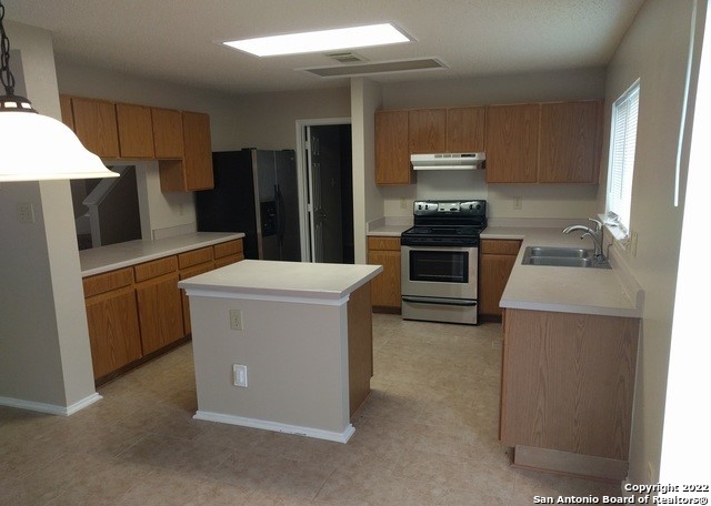 7402 Autumn Brk Property Photo 6
