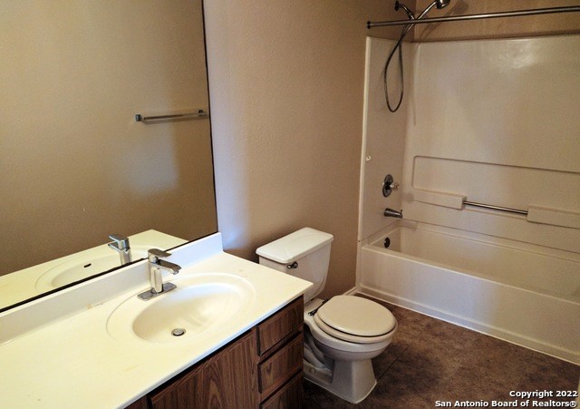 7402 Autumn Brk Property Photo 14