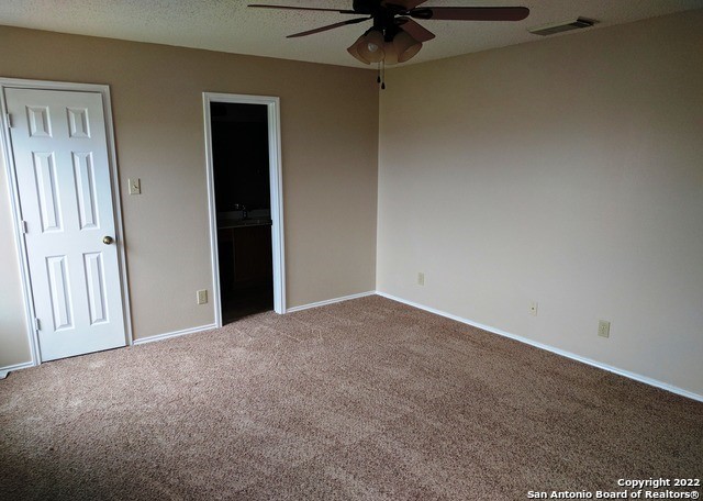 7402 Autumn Brk Property Photo 16