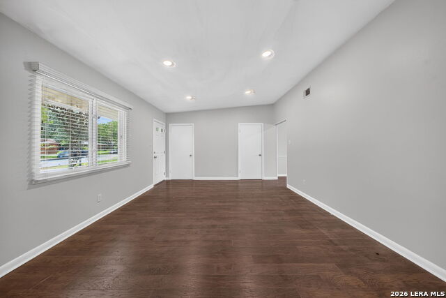 515 Cave Ln Property Photo 5