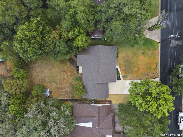 121 Kenwood Ave Property Photo 49