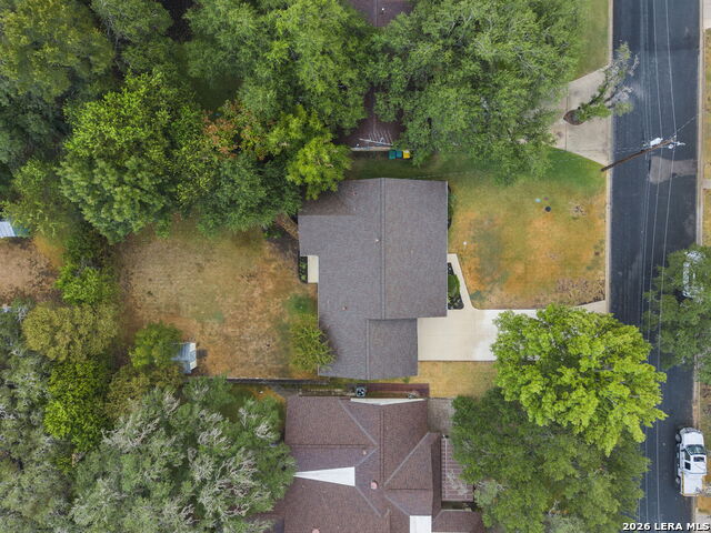 121 Kenwood Ave Property Photo 51