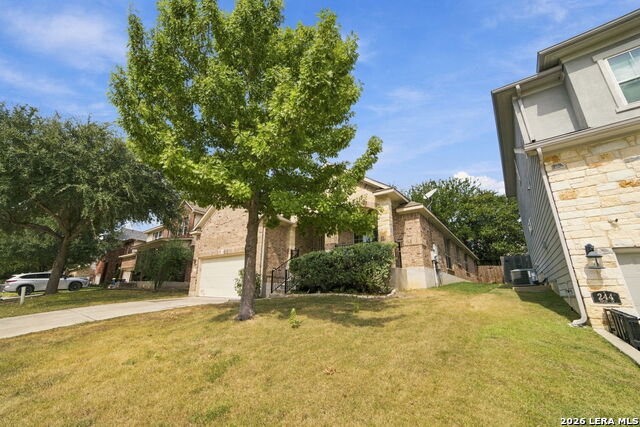 240 Nomad Ln Property Photo 3