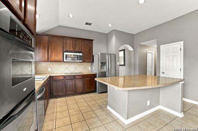 240 Nomad Ln Property Photo 12