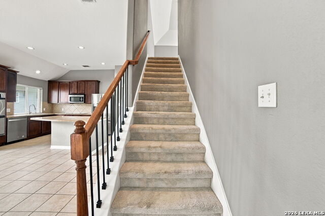 240 Nomad Ln Property Photo 13