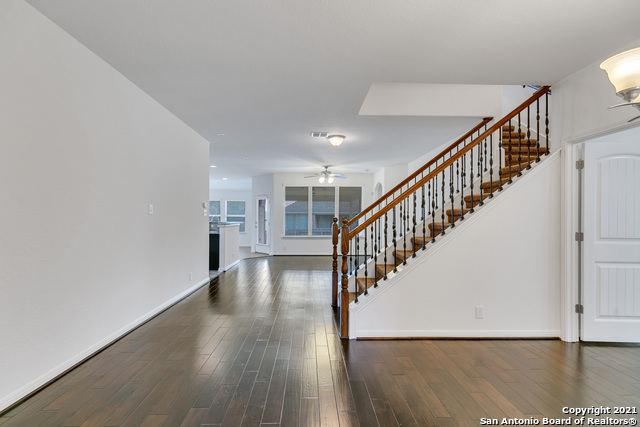9926 Jon Boat Way Property Photo 3