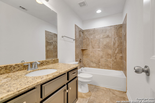 9926 Jon Boat Way Property Photo 5