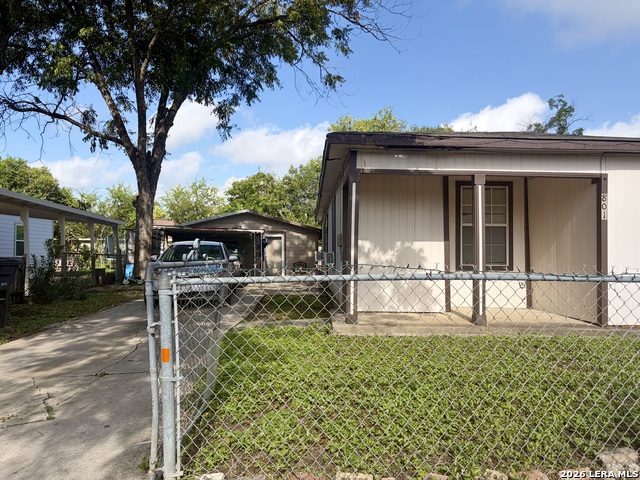 801 Madrid St Property Photo 2