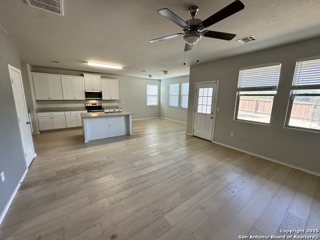 6735 Freedom Hls Property Photo 5
