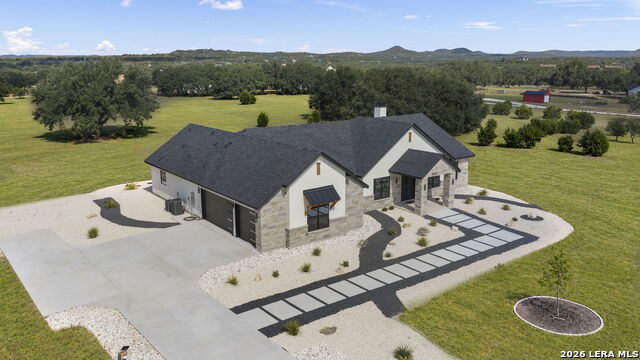 344 Buckskin Trail Property Photo 3