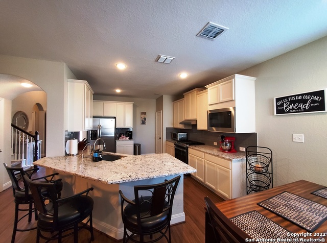 2800 Bethany Dr Property Photo 11