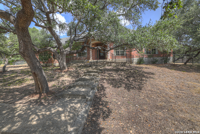257 Berry Oaks Dr Property Photo 6
