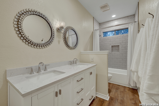 257 Berry Oaks Dr Property Photo 29