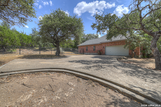 257 Berry Oaks Dr Property Photo 64