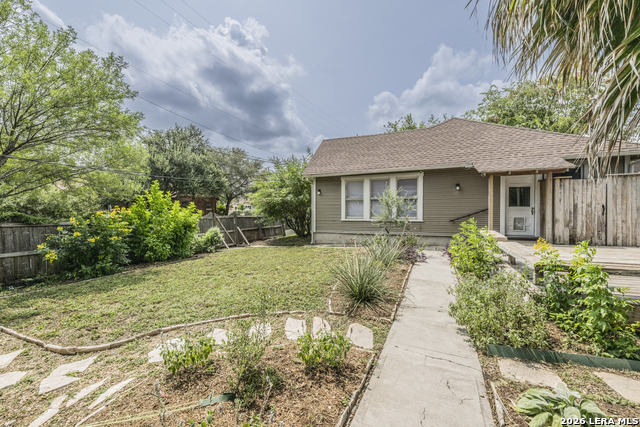 301 Furr Dr Property Photo 3