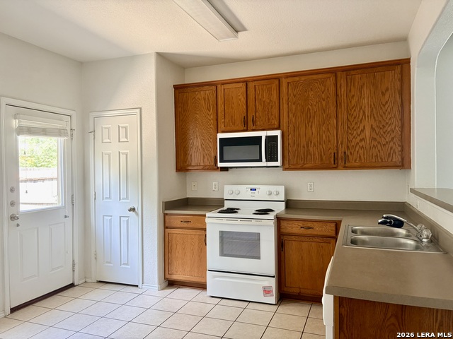 8103 Silver Grove Property Photo 6
