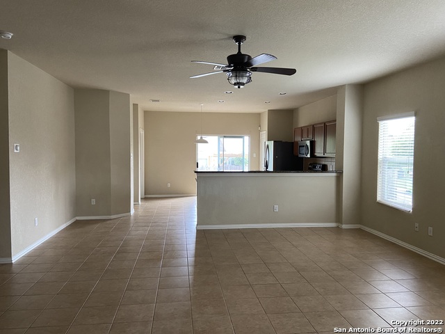 11434 Comanche Trl Property Photo 3