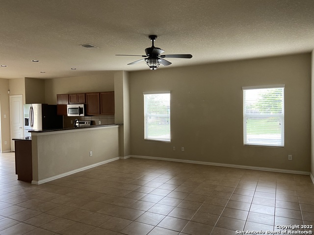 11434 Comanche Trl Property Photo 4