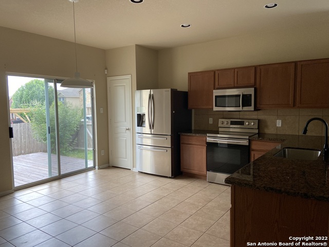 11434 Comanche Trl Property Photo 5