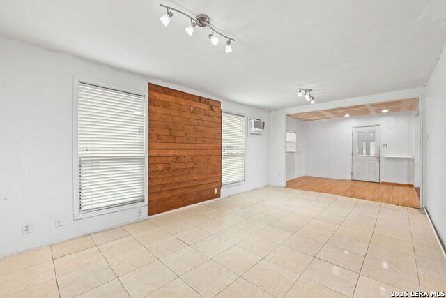 202 E Lubbock Property Photo 17