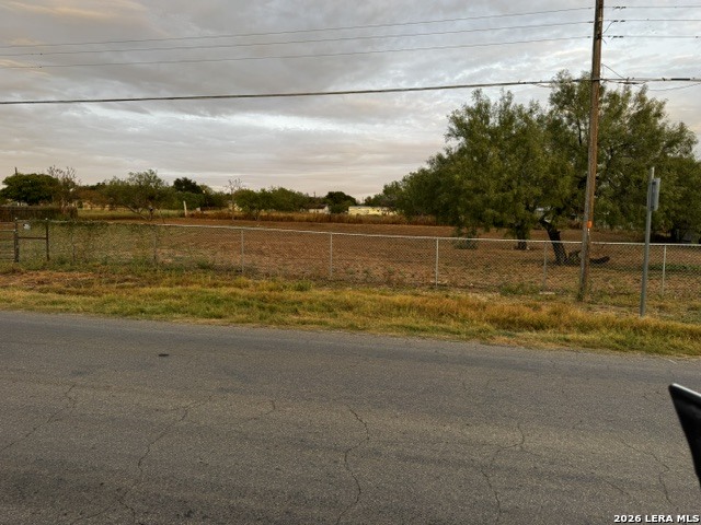 412 N Transportation Dr Property Photo 3