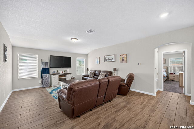 10643 Penelope Way Property Photo 8