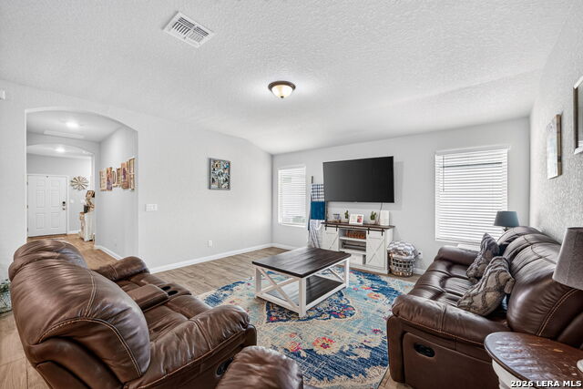 10643 Penelope Way Property Photo 9