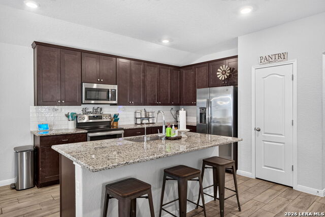 10643 Penelope Way Property Photo 11