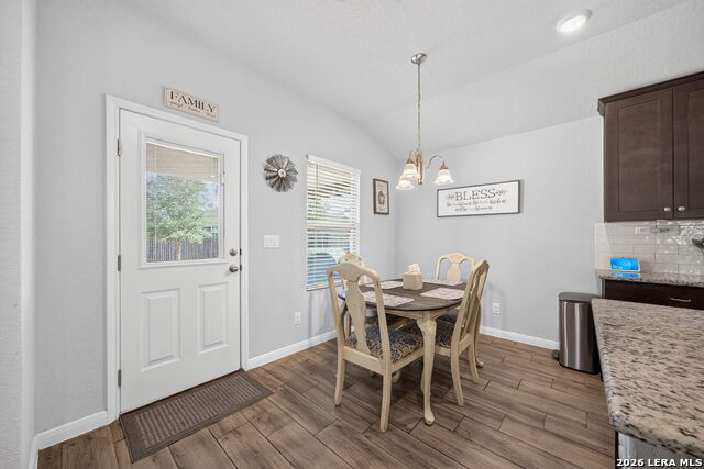 10643 Penelope Way Property Photo 14