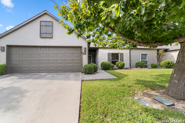 1012 Edinburgh Dr Property Photo 1