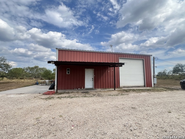 1264 Fm 797 Property Photo 8