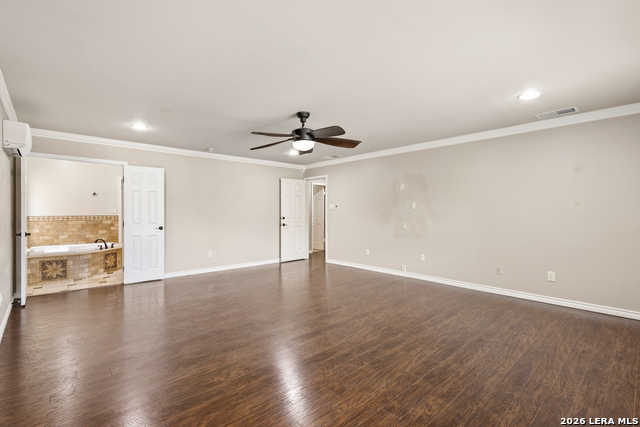 21534 Longwood Property Photo 14