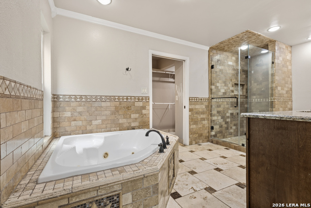 21534 Longwood Property Photo 15