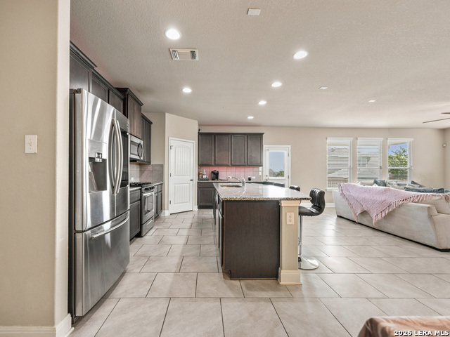 408 Blaze Moon Property Photo 9