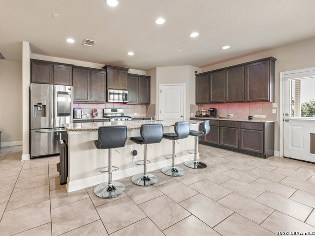 408 Blaze Moon Property Photo 11