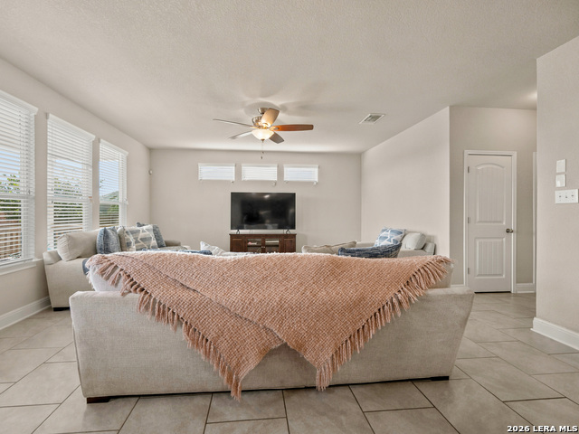 408 Blaze Moon Property Photo 16