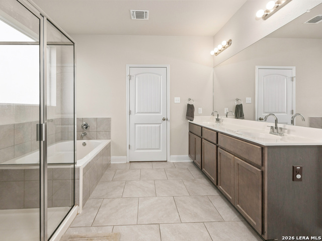 408 Blaze Moon Property Photo 22