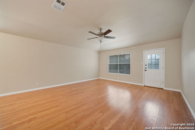 3625 Diamond Fls Property Photo 5