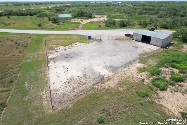 156 Shale Property Photo 3