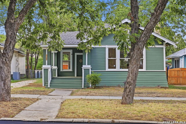 1122 W Mulberry Property Photo