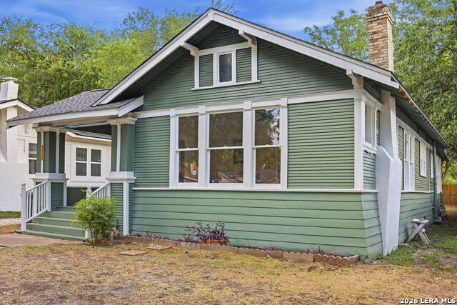1122 W Mulberry Property Photo 2