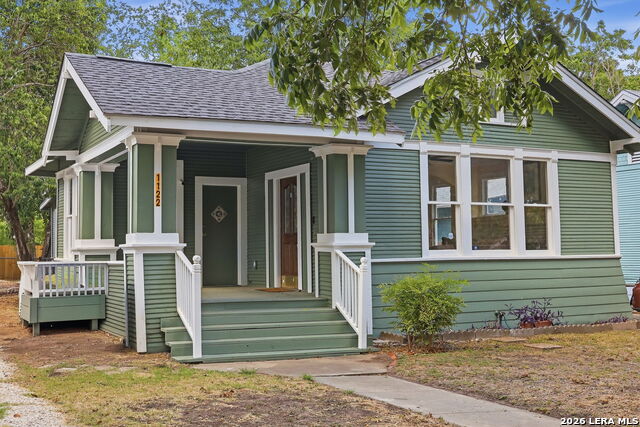 1122 W Mulberry Property Photo 3