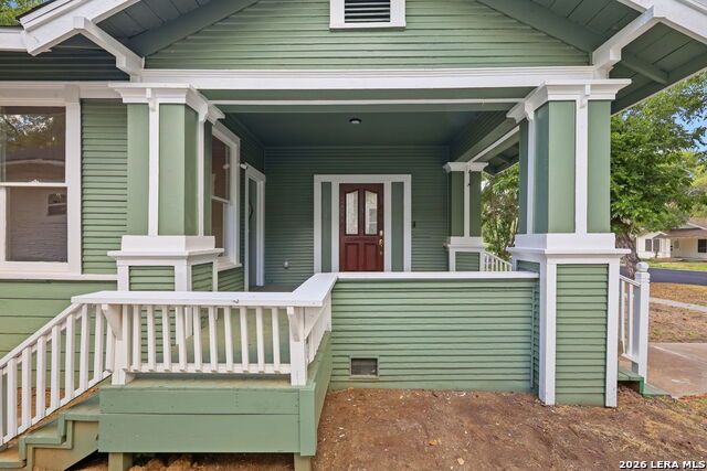 1122 W Mulberry Property Photo 4